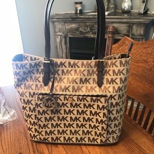 Michael Kors purse